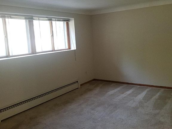 3rd image of 1538 Pacific St #2