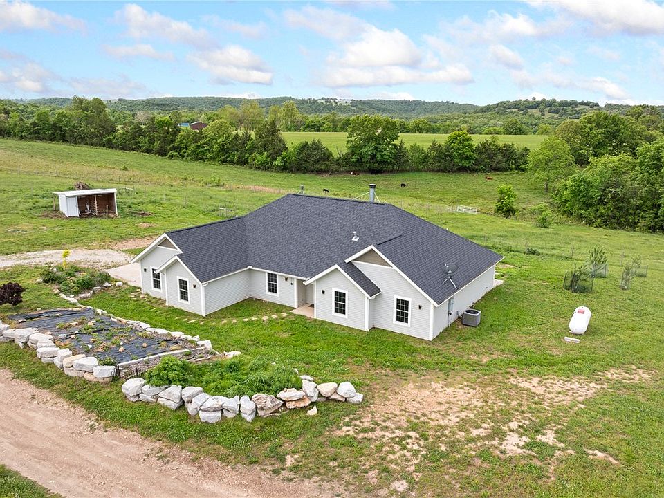 1st image of 307 Whitetail Dr