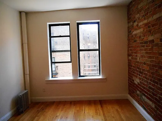 Rented by PMG Real Estate  | media 40