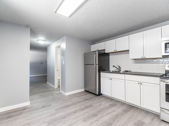 4th image of 824-828 12th St #17054680
