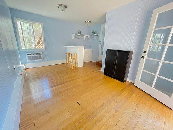 3rd image of 1204 N Spaulding Ave
