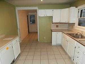 Additional property photos.