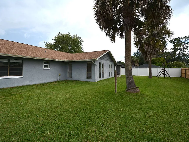 205 Beechwood Ln — Photo 25