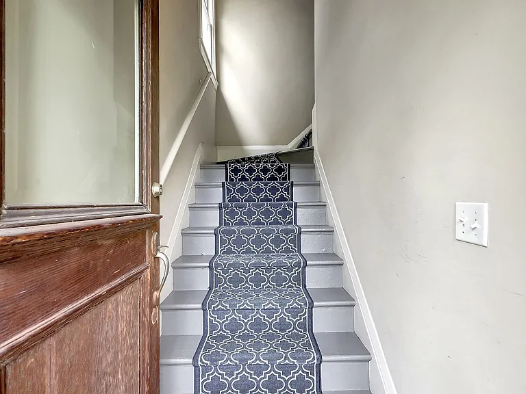 555 El Dorado Ave — Photo 4