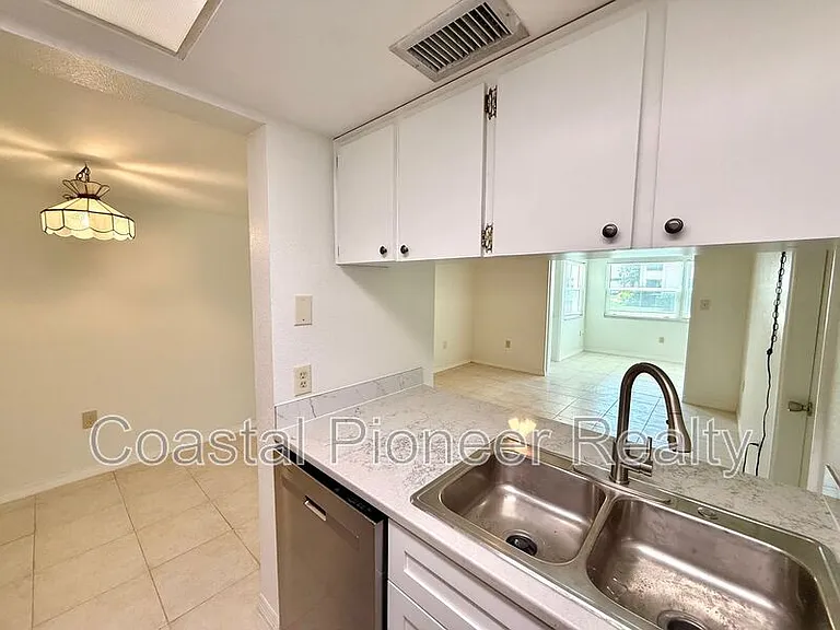 5132 Amulet Dr #A105 — Photo 7