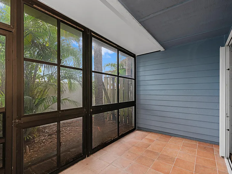 1410 Ocean Dunes Cir — Photo 13