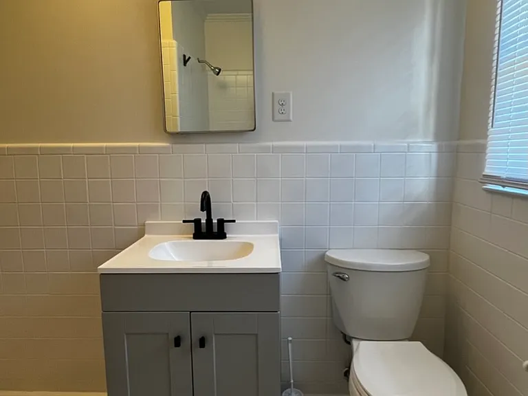 1066 College Station Rd — Photo 4