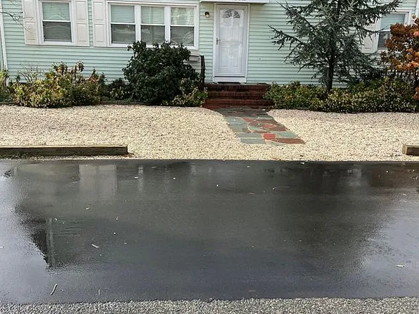 100 E Colorado Ave, Brant Beach, NJ 08008