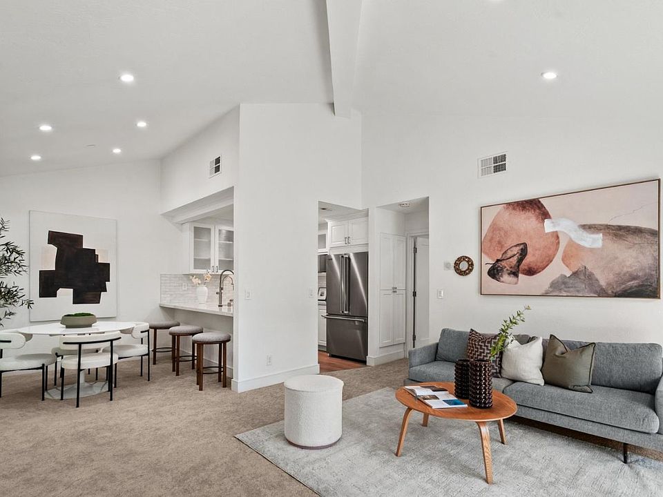 1st image of 2014 La Terrace Cir