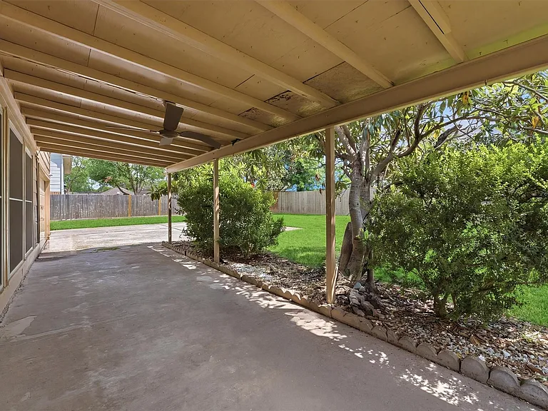8115 Theisswood Rd — Photo 28
