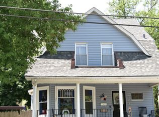 708 North Ave, Waukegan, IL 60085