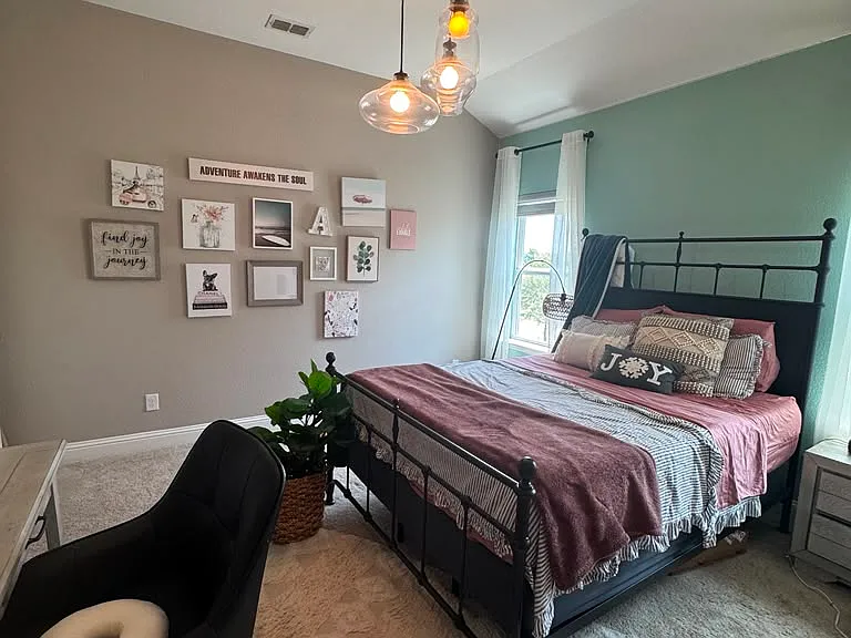 6133 Claridge Ln — Photo 13