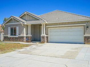 968 Curlew St, Perris, CA 92571