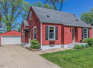 209 Prospect Ave, West Des Moines, IA 50265
