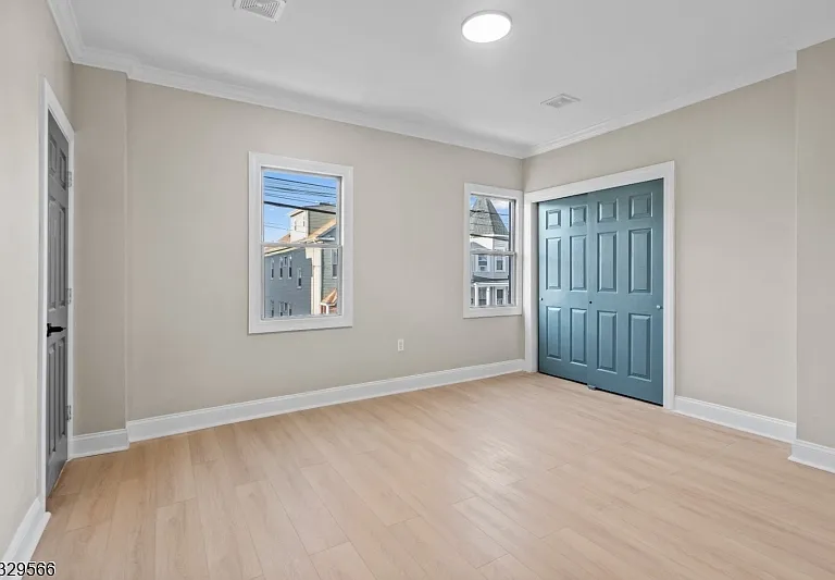 149 S Park St #2 — Photo 15