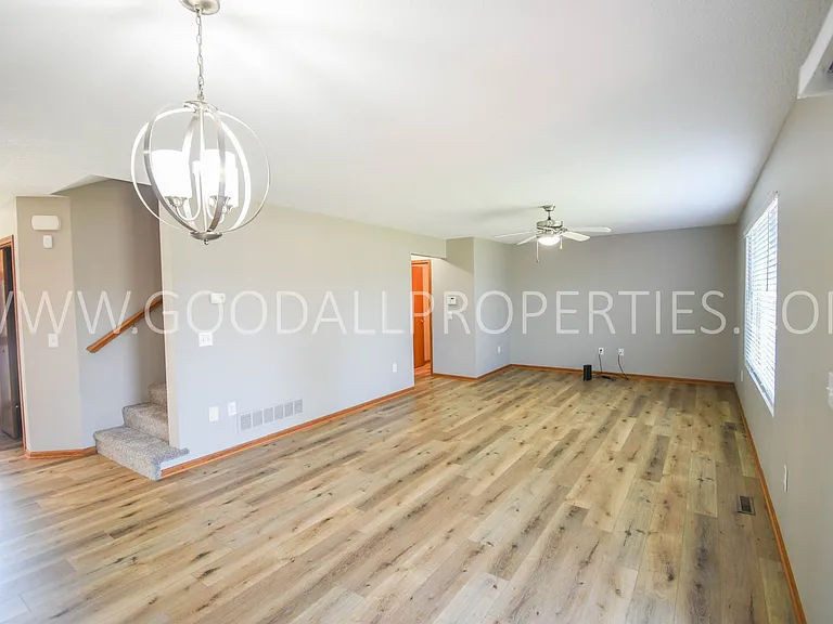 3504 163rd St — Photo 2