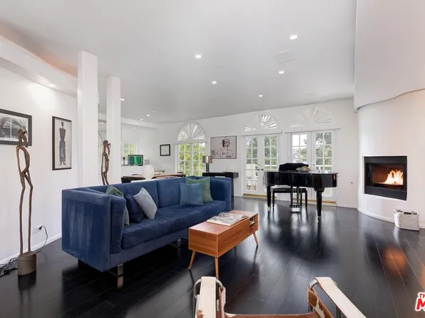 9921 Durant Dr #2, Beverly Hills, CA 90212