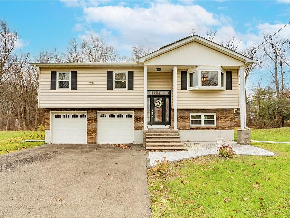 1st image of 125 Fletcher Drive N