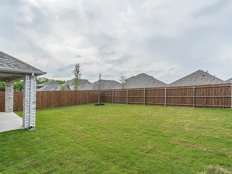 5917 Bellflower Dr — Photo 25