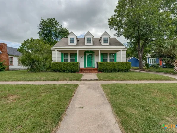 1106 S 11th St, Temple, TX 76504