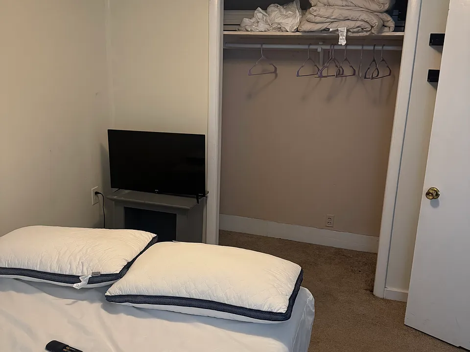 35 Van Dorn St #2