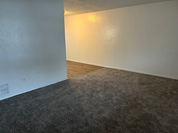 (undisclosed Address)