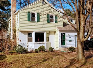 204 Wyndale Rd, Rochester, NY 14617