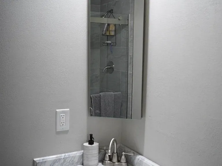 240 Pine Knot Rd — Photo 9