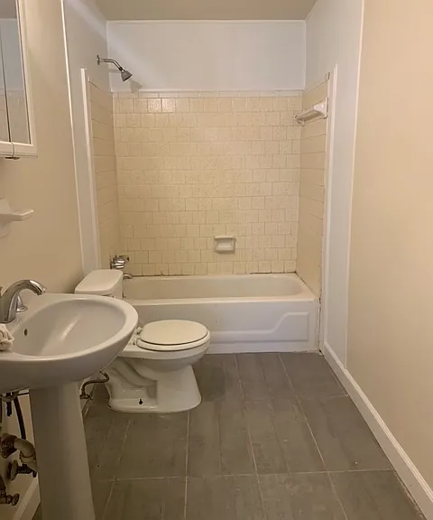 611 Reid St #C — Photo 3