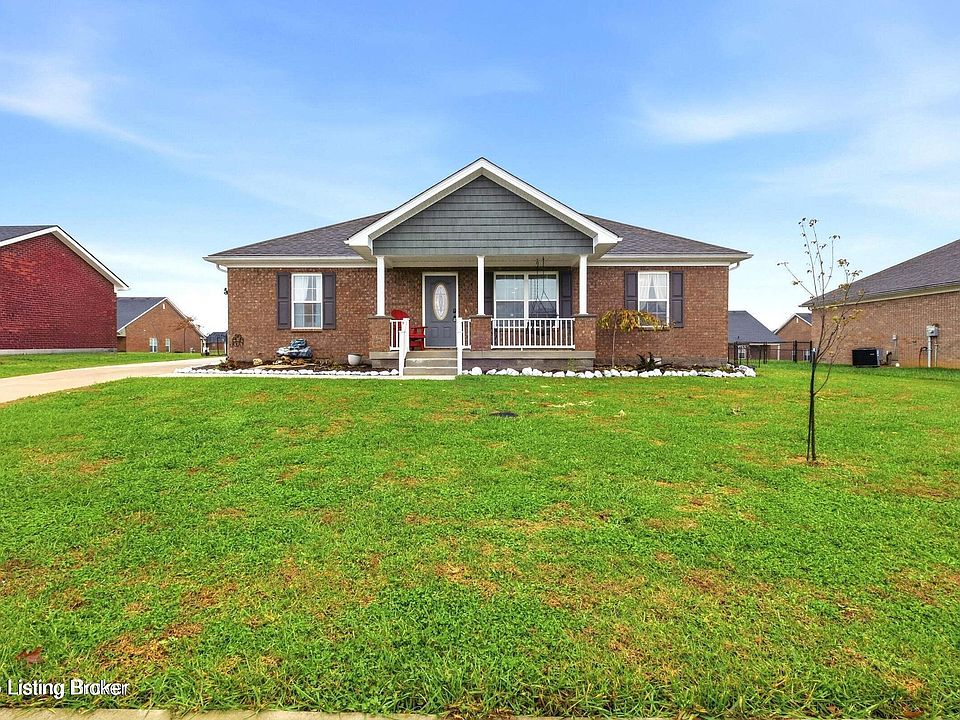 1st image of 310 Oak Hill Ct