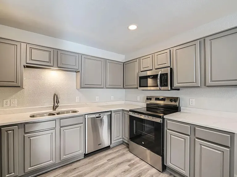 10248 Westward Dr — Photo 3