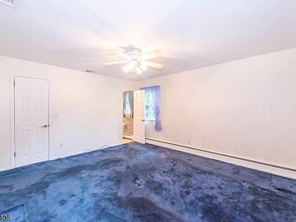 5th image of 145 Knollwood Dr