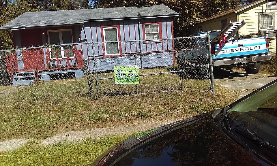 1st image of 3830 Powell St