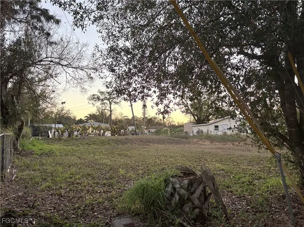 349 Santa Barbara St, North Fort Myers, FL 33903