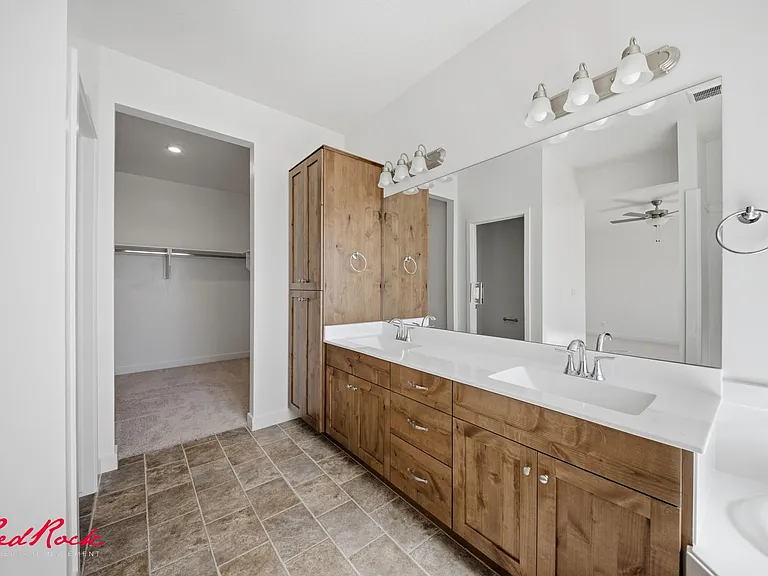 495 S Martignano Way — Photo 33