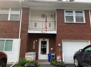 90 Vails Gate Heights Dr, New Windsor, NY 12553