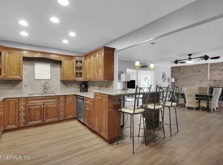 5423 Whitney St, Jacksonville, FL 32277