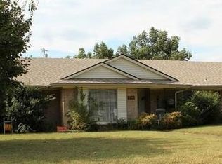 2318 S 68th St, Fort Smith, AR 72903