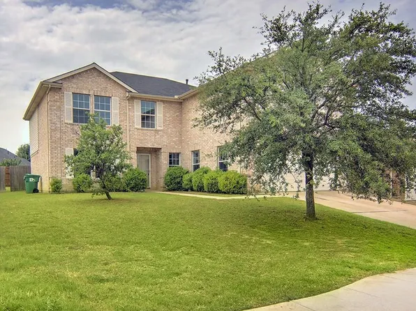 3708 Ocean Dr, Denton, TX 76210