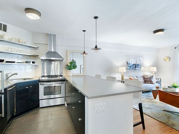 3rd image of 88 Bleecker St APT 3J