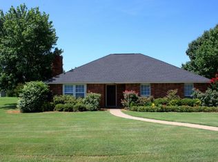 1152 Azalea Ln, Waxahachie, TX 75165