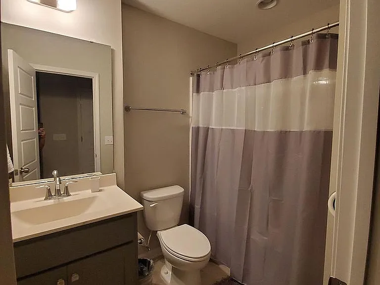1013 Metropolitan Dr — Photo 12