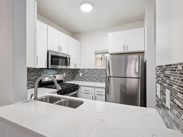 Sylvan Apartments, 14648 Sylvan St #7, Van Nuys, CA 91411