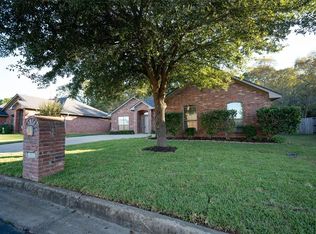 333 Maggie Cir, Flint, TX 75762