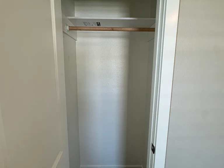 762 E Hillcrest Dr — Photo 18