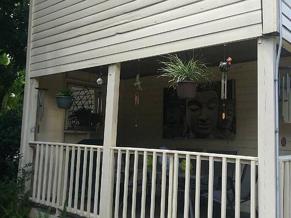 2nd image of 432 W New York Ave Ste C