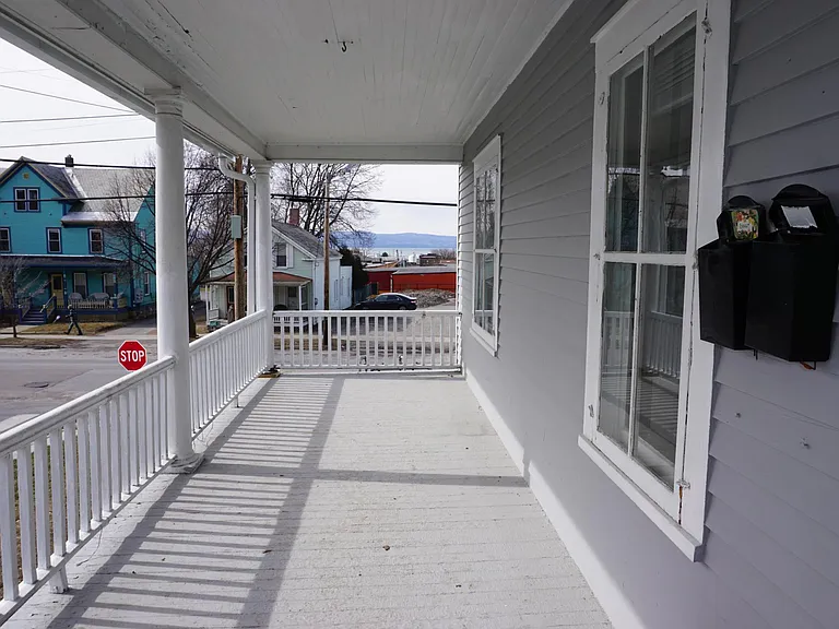 6 Adams St — Photo 4