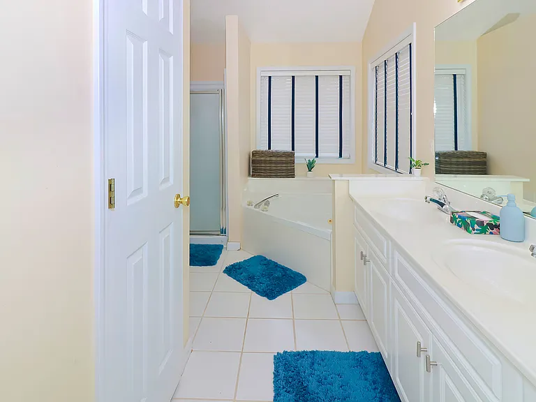 1784 Clayhill Ct SW — Photo 5