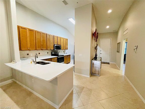 3rd image of 11061 Corsia Trieste Way APT 201