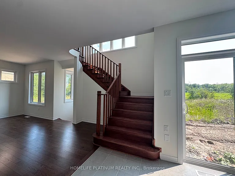106 Lavender Rd — Photo 8